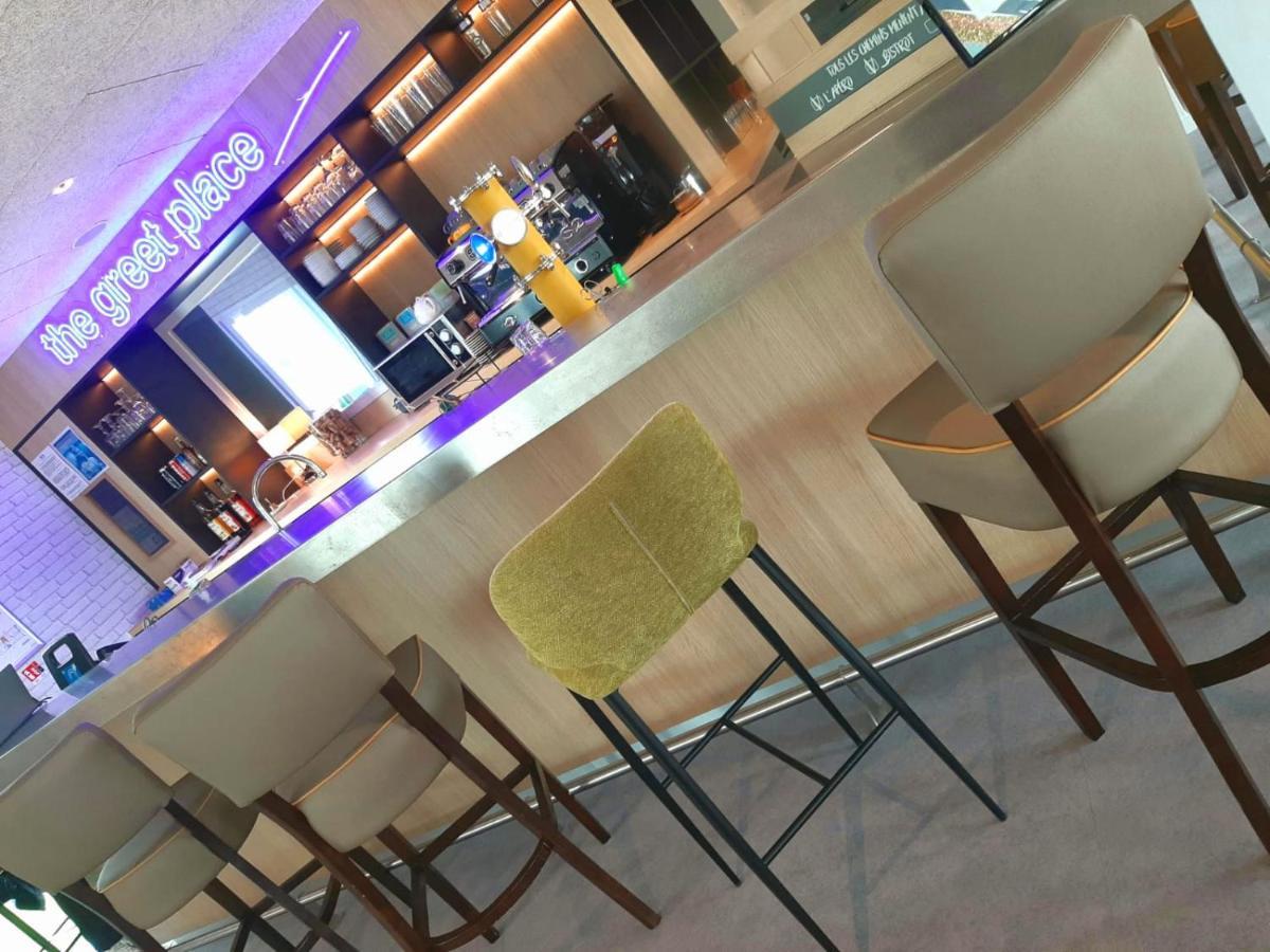 Greet Hotel Castets Coeur Des Landes Екстер'єр фото