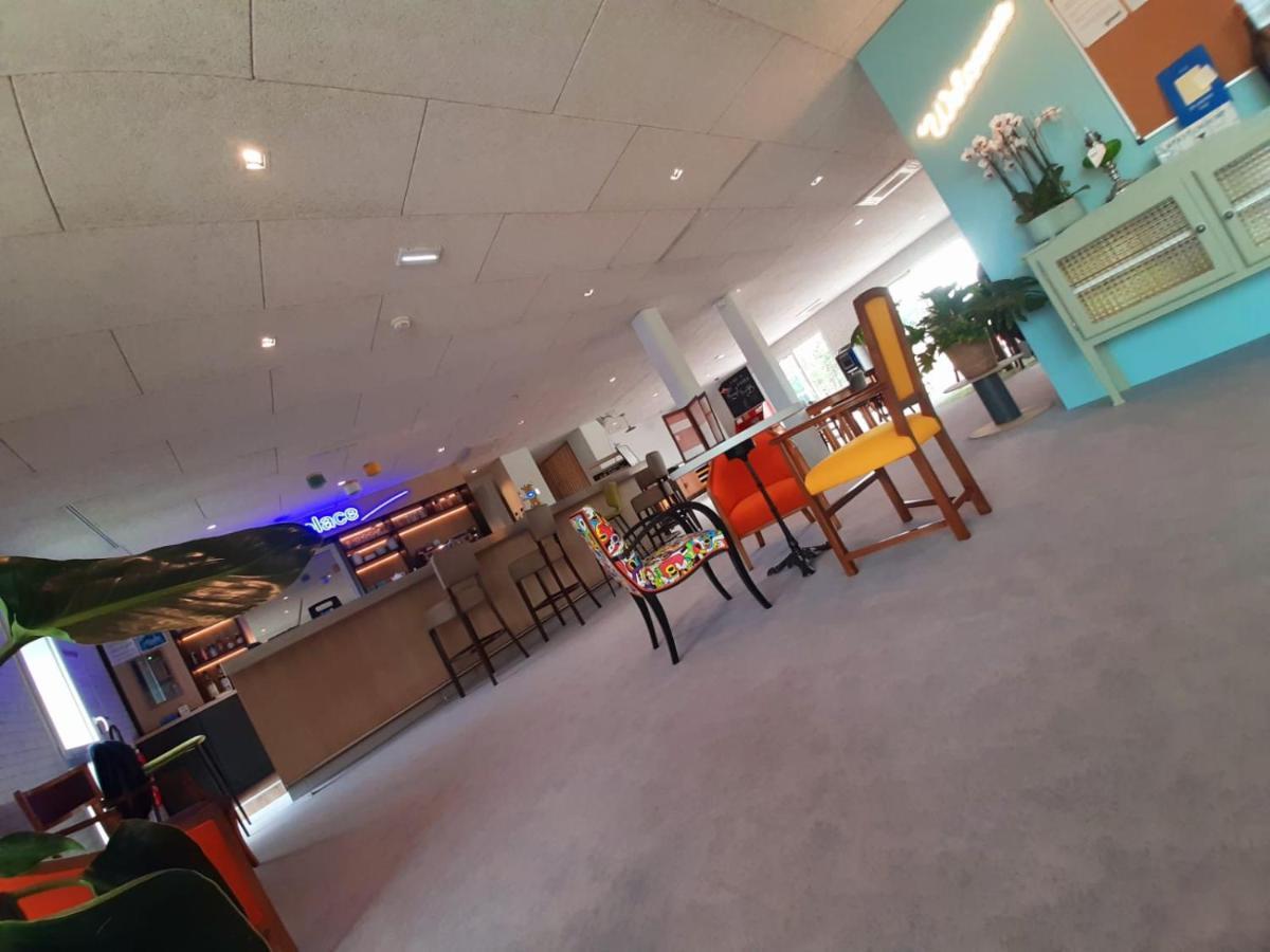 Greet Hotel Castets Coeur Des Landes Екстер'єр фото