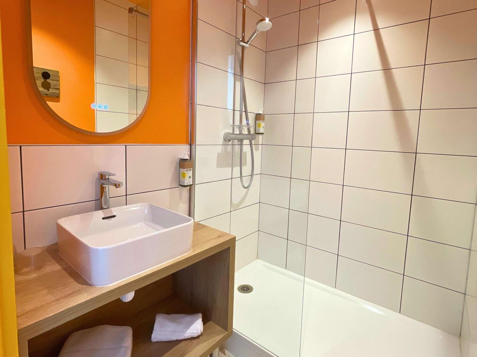 Greet Hotel Castets Coeur Des Landes Екстер'єр фото
