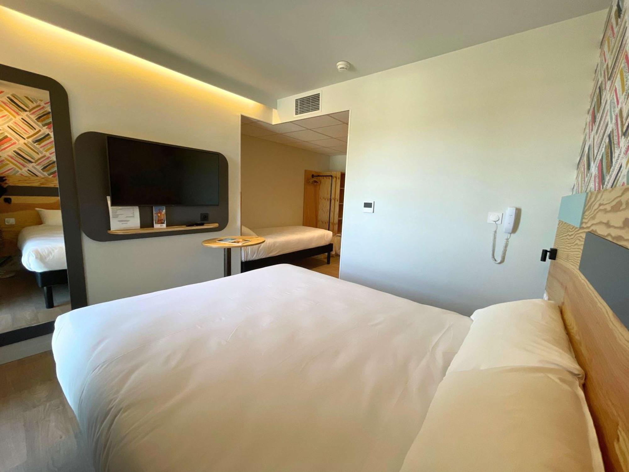 Greet Hotel Castets Coeur Des Landes Екстер'єр фото