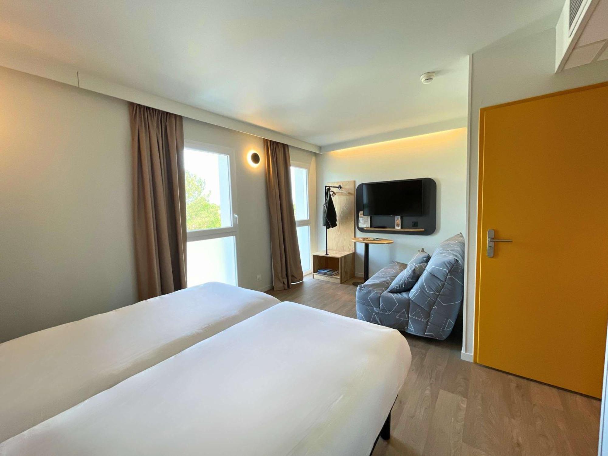 Greet Hotel Castets Coeur Des Landes Екстер'єр фото