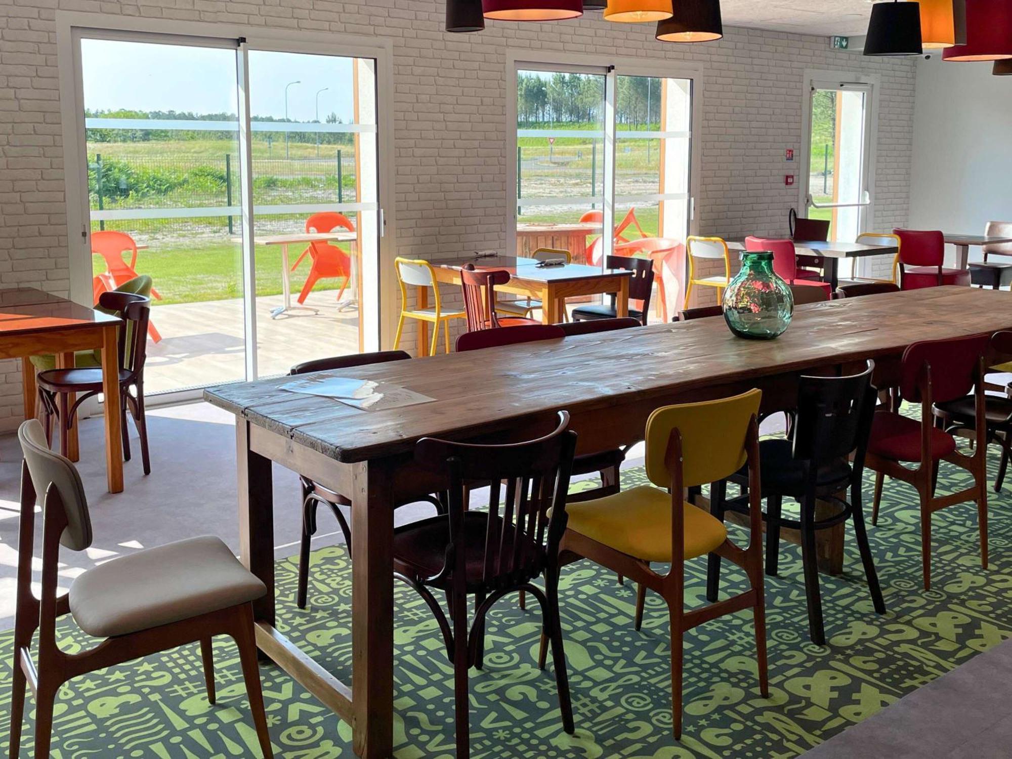 Greet Hotel Castets Coeur Des Landes Екстер'єр фото