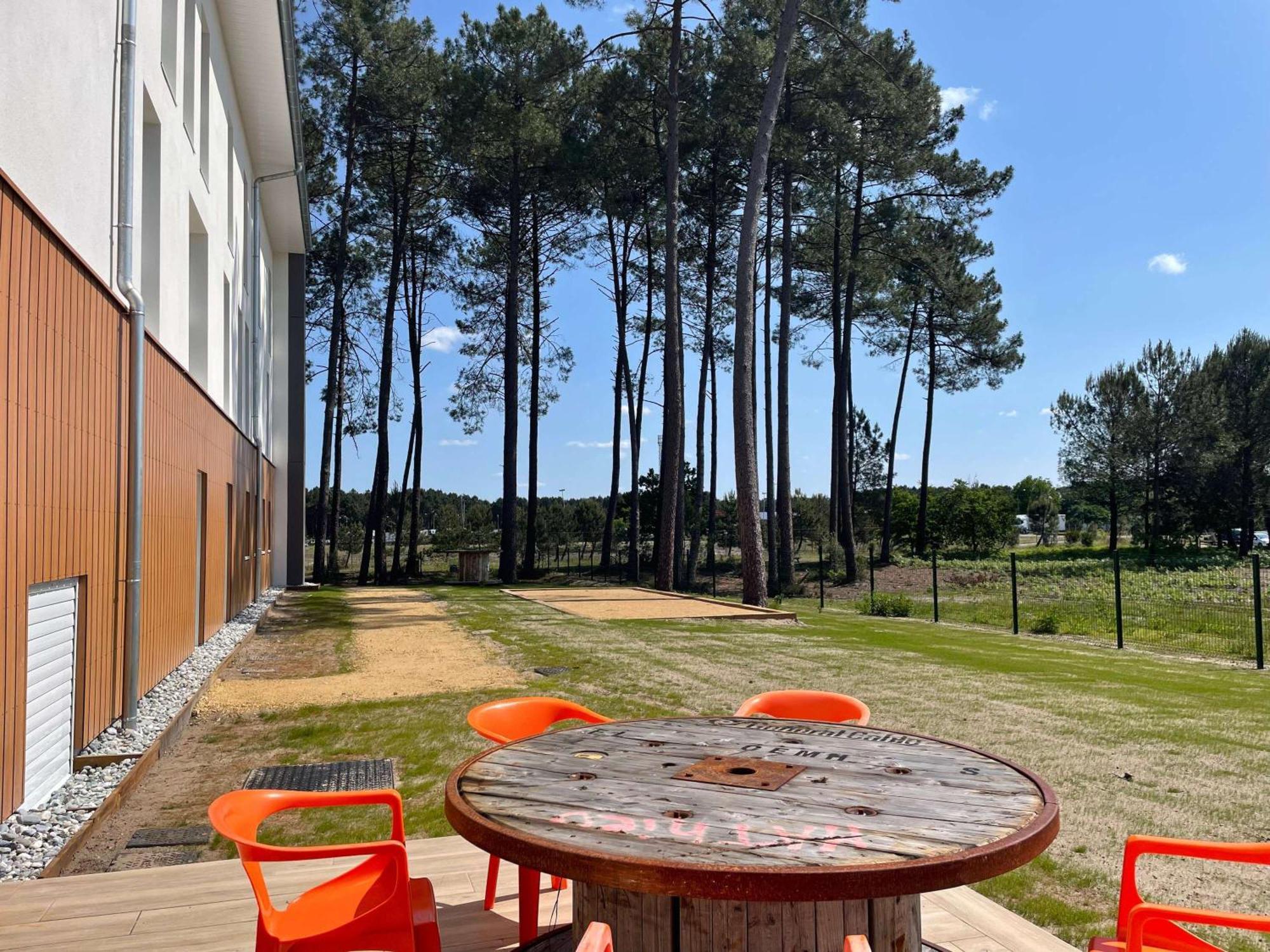 Greet Hotel Castets Coeur Des Landes Екстер'єр фото